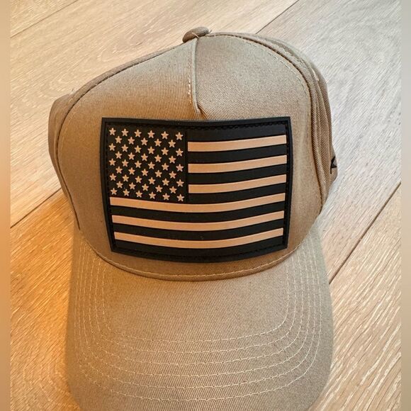 American Flag Trucker Hat Khaki - Picture 1 of 5